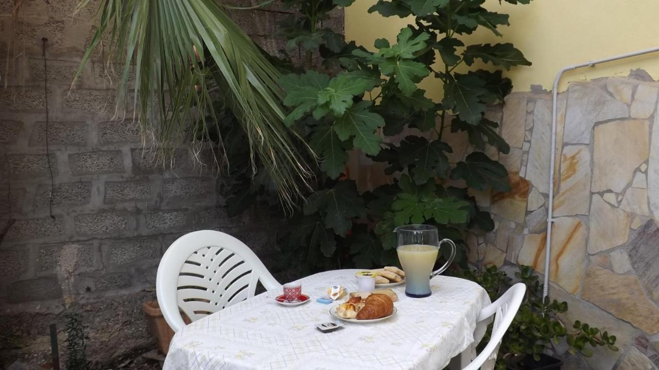 B & B Il Mirto 2 SantʼAntìoco Exteriér fotografie